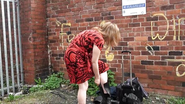 India Summer puncira élvezés nyög a zamatos öröm alatt szenvedélyes kibaszott