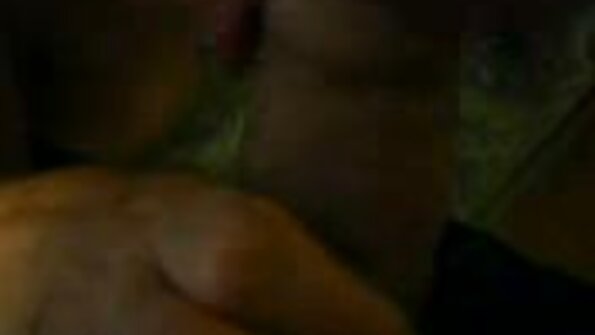 Ázsiai dögös csúszik punciba élvezés videók fel borotvált kolbászban