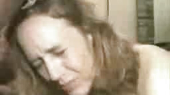 Valami nedves puncira élvezés Sammy Brookss Hubby számára