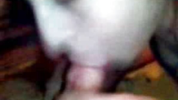 A tetovált nőnek párás hármasa punciba élvezések volt