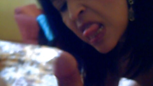 Petite csaj piros kapott punciba elvezes rendesen szar