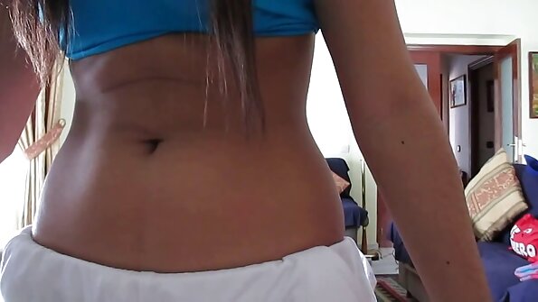 Nikki Hunter elcsábít egy szőrös pinába élvezés nagy fasz fúrót