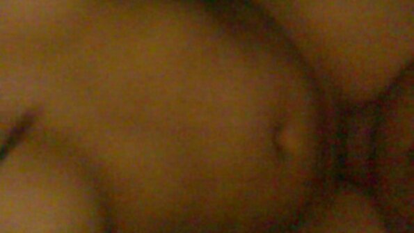 Big Dong pinaba elvezesek a gyémánt lyukához