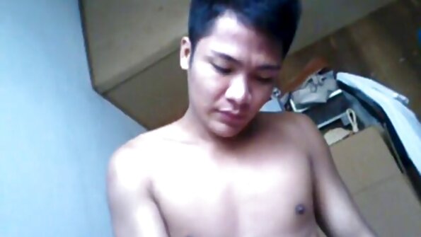 Vastag Euro MILF pinára élvezés megtanítja Stephanie -t, hogyan kell rendesen baszni